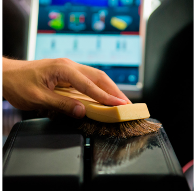 Cepillo de limpieza para cuero de pelo de caballo sintético de cerdas largas de Chemical Guys