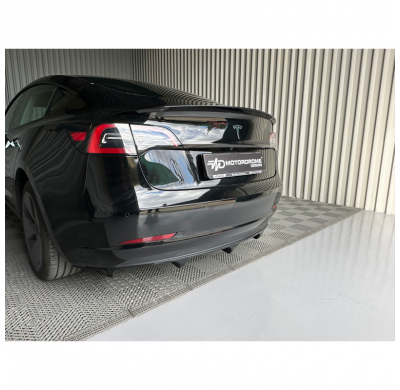 Faldón de parachoques trasero Motordrome (difusor) para Tesla Model 3 2017-2023 (ABS Negro Brillante)