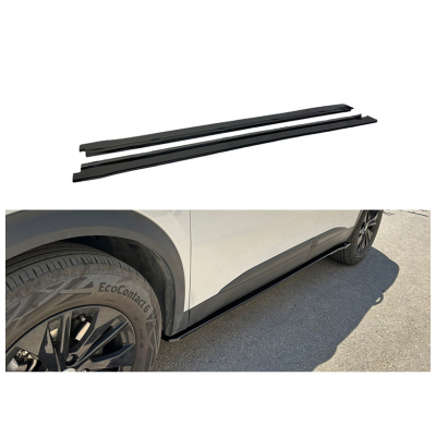 Juego de faldones laterales para Peugeot 2008 II 2019- (ABS negro brillante)