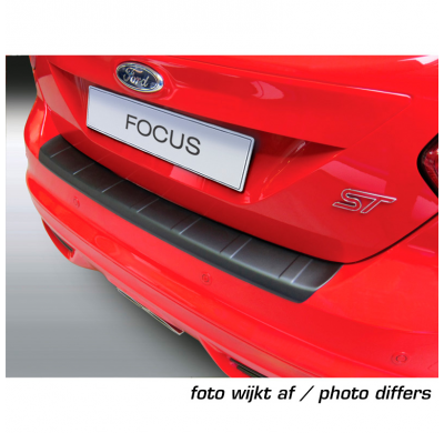 Protector Para El Paragolpes Trasero Abs  Toyota Yaris 3/5 Puertas 9/2011-8/2014 'Ribbed'  Color Negro