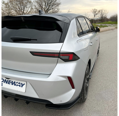 Kit de carrocería completo Oneway compatible con Opel Astra L HB 5 puertas (2021-) - Negro brillante Oneway