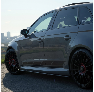 Kit de carrocería completo Oneway compatible con Audi RS3 8V Sportback Facelift 2017-2020 - Negro brillante Oneway