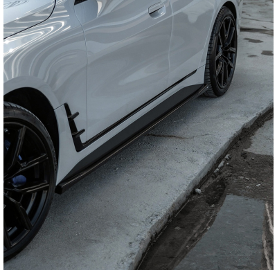 Kit de carrocería completo Oneway compatible con BMW Serie 4 G26 M-Pack/M440i 2021- (con salidas de escape dobles redondas u ova