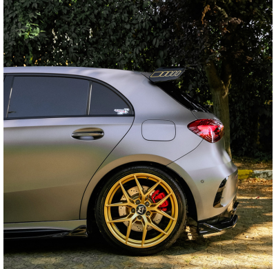 Kit de carrocería completo Oneway compatible con Mercedes Clase A (W177) A45 S Aero Pack 2019-2023 y FL 2023- - Negro brillante