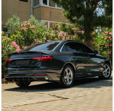 Difusores laterales traseros unidireccionales compatibles con Audi A4 (B9) Sedán/Avant Facelift 2019-2024 - Negro brillante Onew