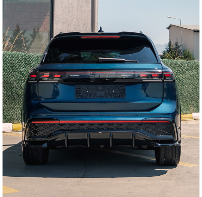 Difusores laterales traseros unidireccionales compatibles con Volkswagen Tiguan III (CT1) 2024- - Negro brillante Oneway