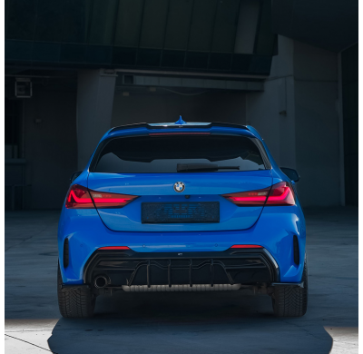 Difusor trasero Oneway para BMW Serie 1 F40 M-Pack/M135i 2019- - Negro brillante