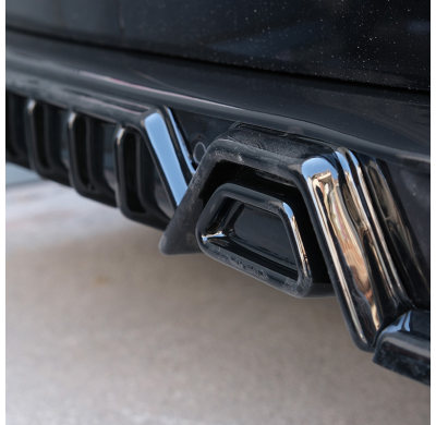 Difusor trasero unidireccional compatible con Volkswagen Transporter T7 2024- y Ford Transit Custom (V710) 2023- - Negro brillan