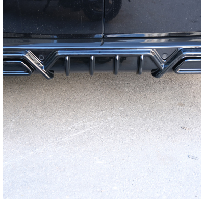 Difusor trasero unidireccional compatible con Volkswagen Transporter T7 2024- y Ford Transit Custom (V710) 2023- - Negro brillan