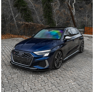 Faldones laterales Oneway Set para Audi A3 8Y S-Line/S3 Sedán/Sportback 2020-2024 - Negro brillante