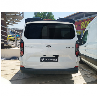 Alerón de techo Motordrome V.3 compatible con Ford Transit Custom (V710) 2023- y Volkswagen Transporter T7 2024- (con portón tra