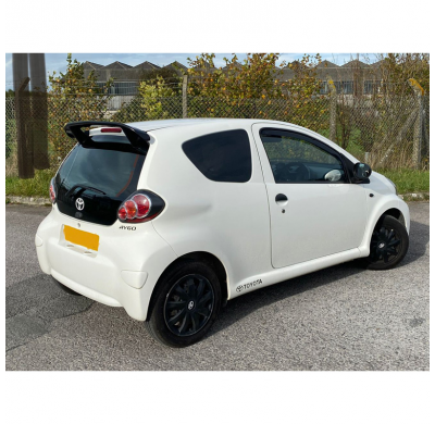 Aleron de techo valido para Toyota Aygo 2005-2014 (excl. C1 / 107) (PU)