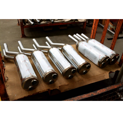 Rear exhaust OO54 Sistema de escape deportivo 100% acero inoxidable - 2 x Ø50 mm. Solo kit completo. BMW E24 M 635CSi Kat (S38 E