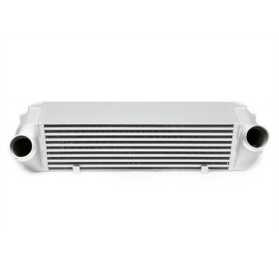Intercooler TA Technix Tamaño de malla: 510 x 150 x 130 mm Conexiones: 61 mm Quickfit como OEM  Valido para: BMW Serie 1 / Serie