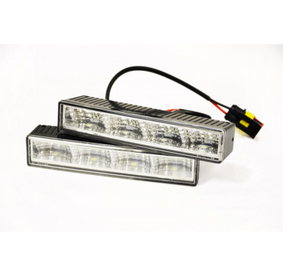 Luz Diurna Universal 540 125mm X 24mm X 47mm