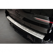 Protector De Acero Inoxidable Para El Opel Astra L Hb 5 Puertas 2021- &#039;Ribs&#039;