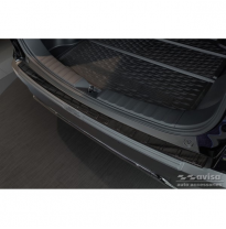 Protector de parachoques trasero en carbono 3D para Toyota Corolla Cross 2022- &#039;Ribs&#039;.