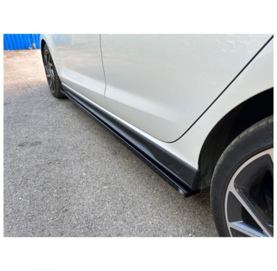 Set faldones laterales aptos para Hyundai i30 III N / N-Line 2017- (ABS negro brillante)